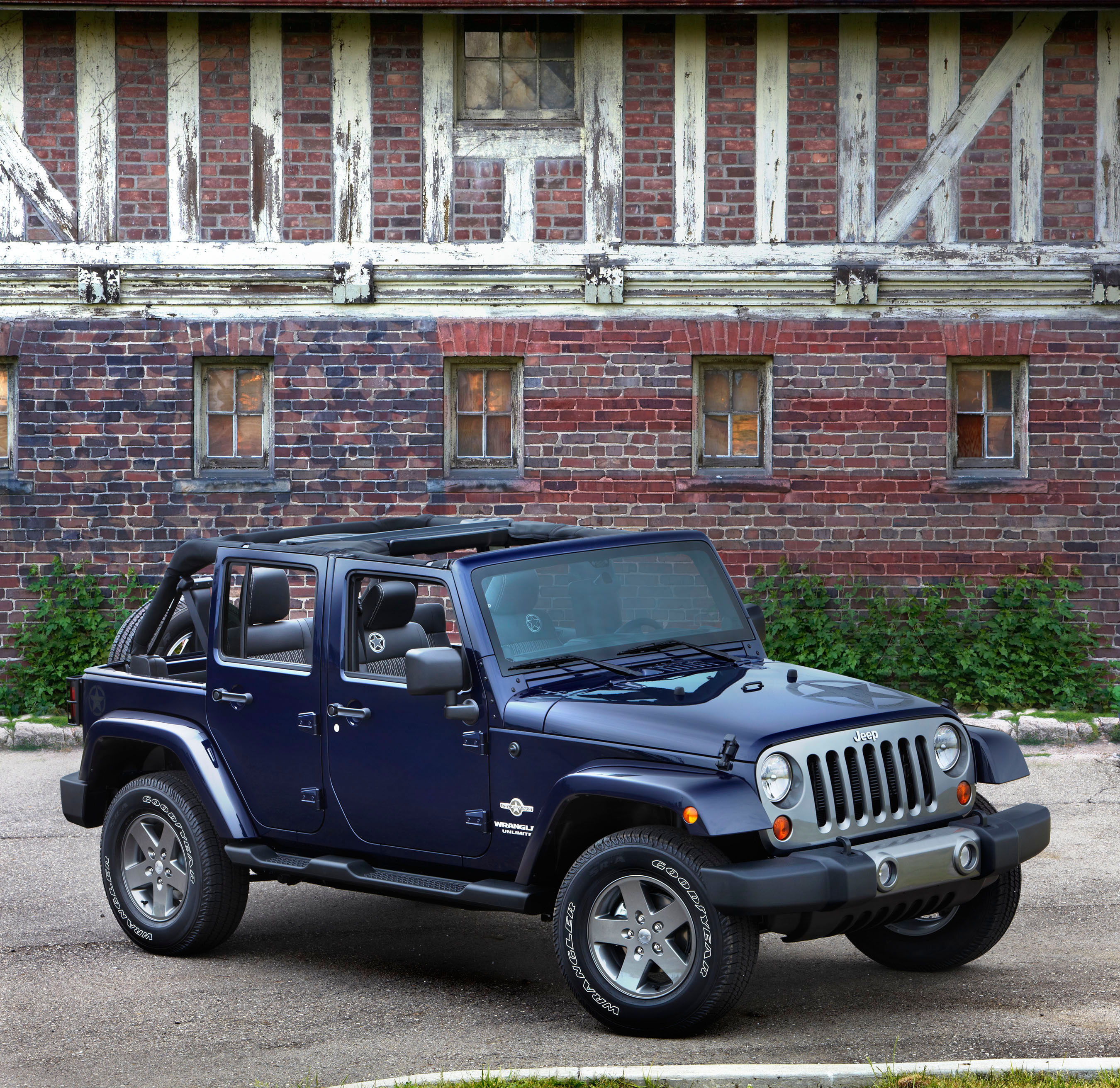New 2012 Jeep® Wrangler Freedom Edition Debuts as Tribute to . Military  Members