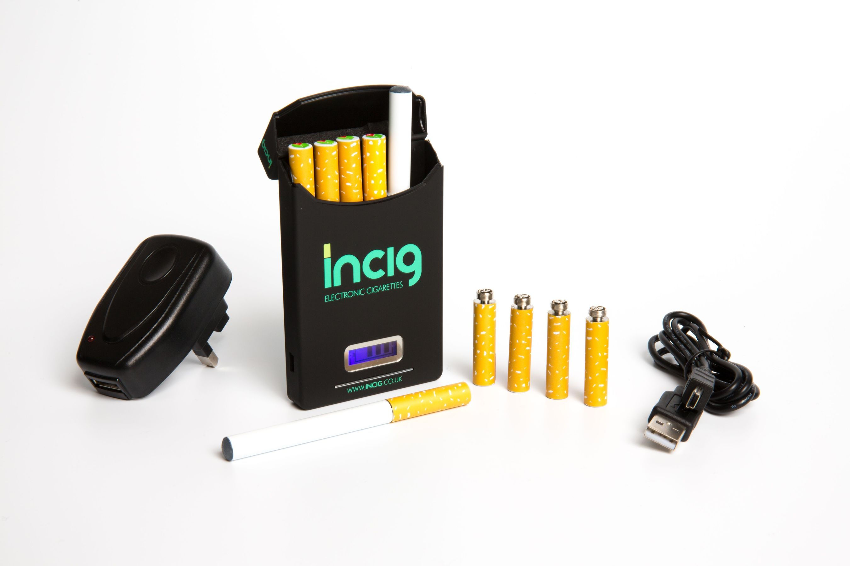 Ultimate iPack starter kit (PRNewsFoto/INCIG Electronic Cigarette)