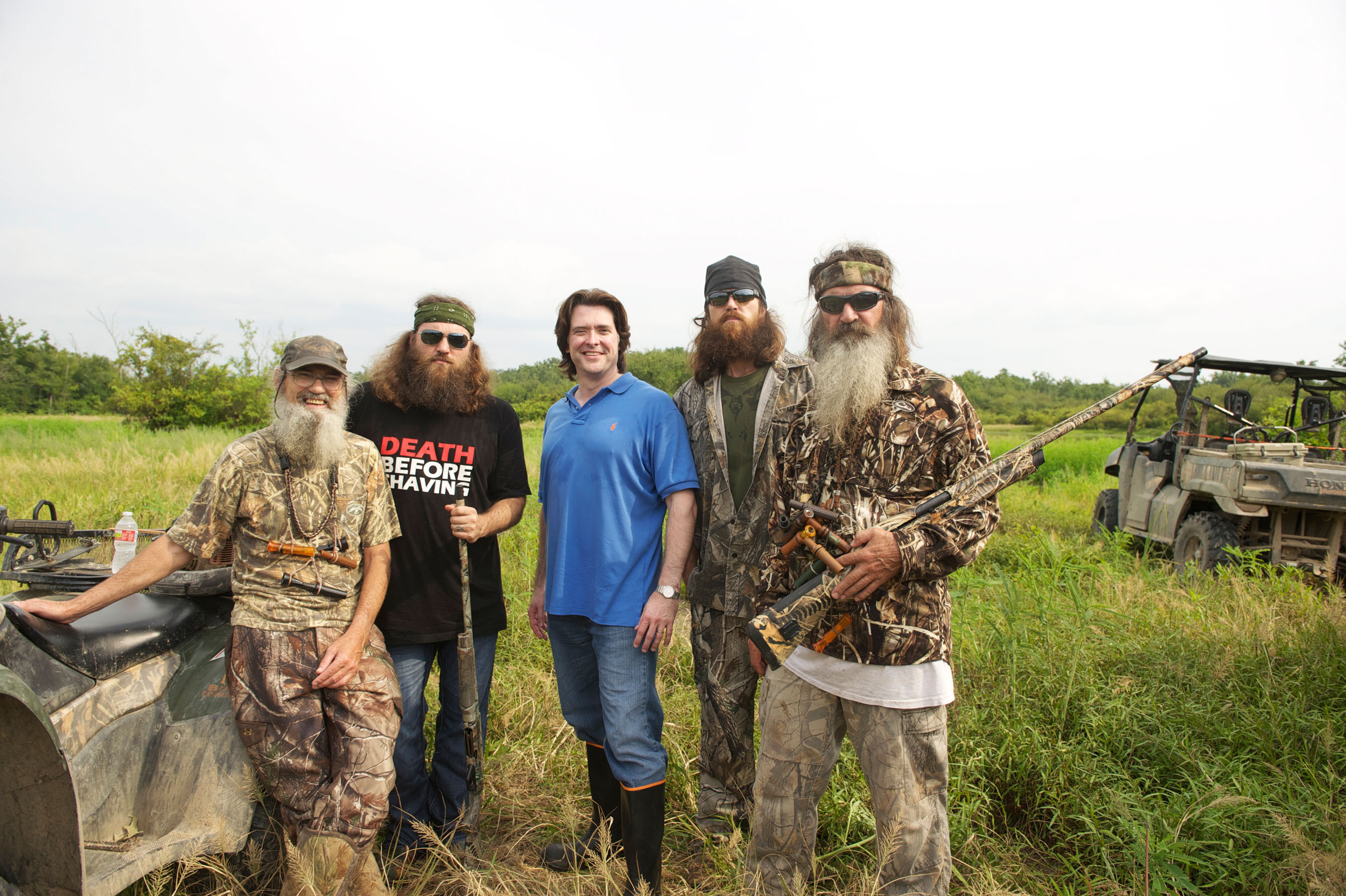 Duck Dynasty Autographed 8x10 Photo Reprint 