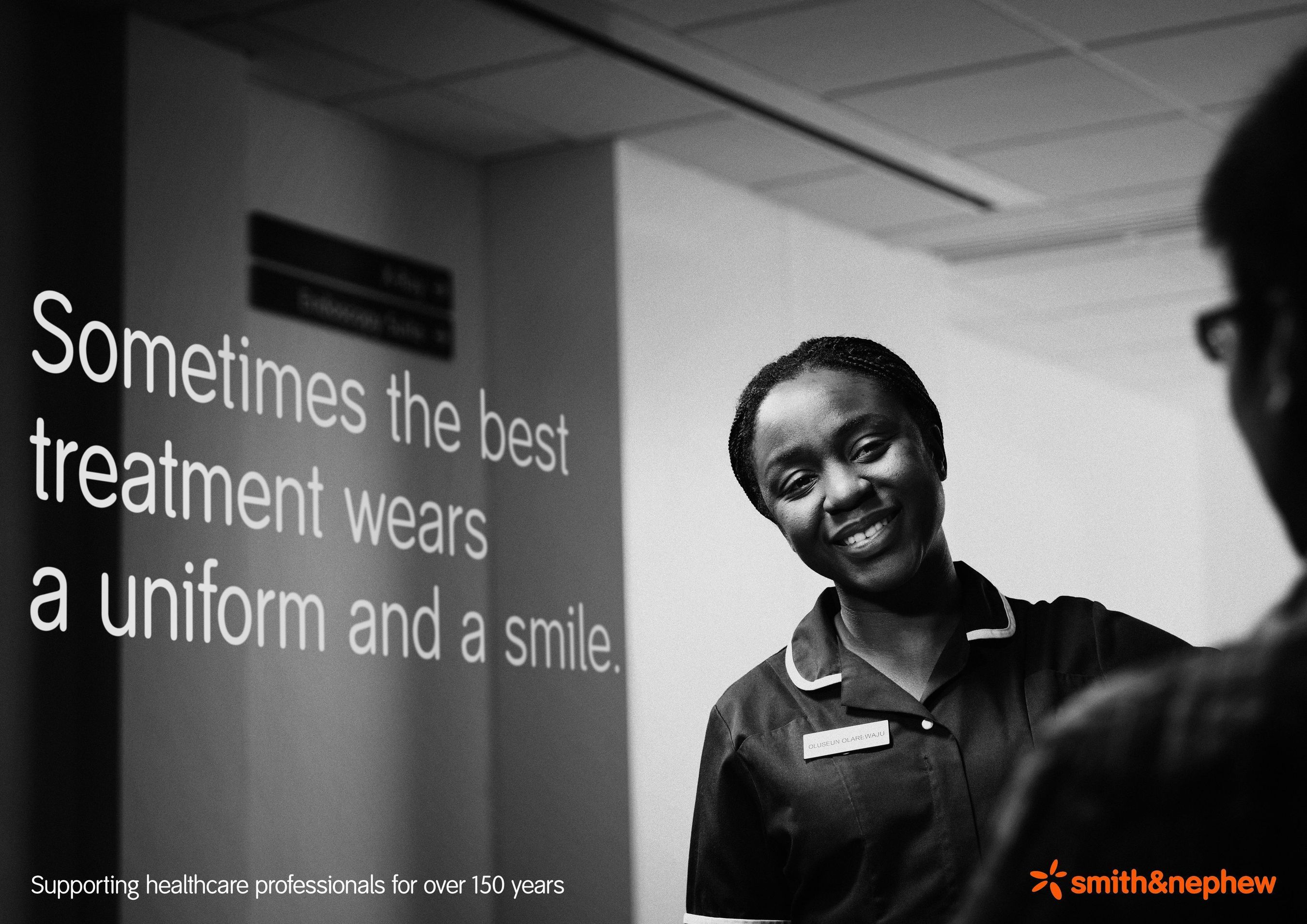 Championing our healthcare professionals: Smith & Nephew launches awareness campaign (PRNewsFoto/Smith & Nephew plc)