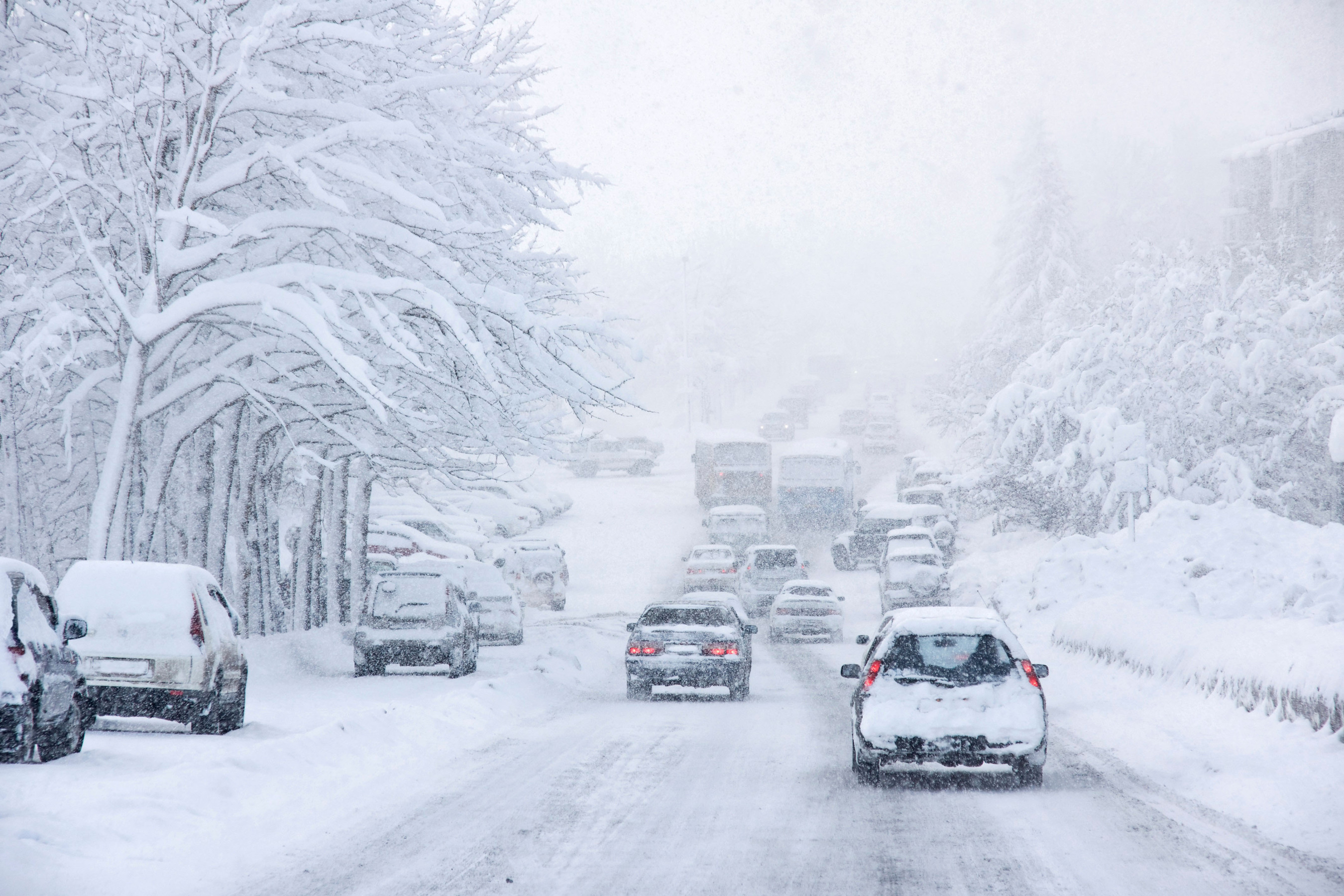Discount Tire recommends replacing your all-season tires with winter tires for driving in temperatures 45 degrees or below. (PRNewsFoto/Discount Tire) (PRNewsFoto/DISCOUNT TIRE)