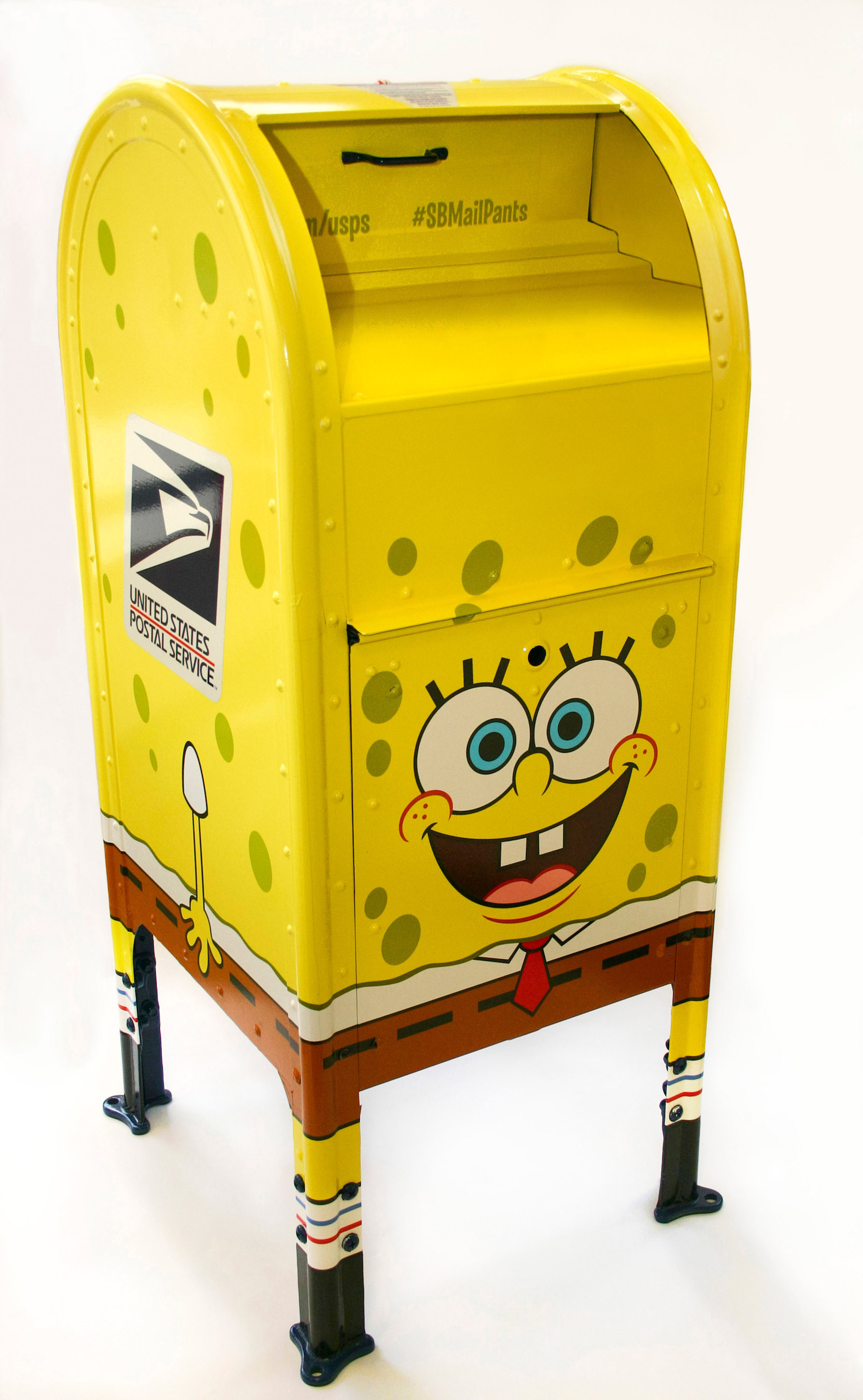 Thirty SpongeBob SquarePants-themed mailboxes to be featured in 13 cities nationwide in honor of Nickelodeon and U.S. Postal Service "SpongeBob MailPants" letter writing program. Photo: Susanna Martin/Nickelodeon. (C)2013 Viacom, International, Inc. All Rights Reserved. (PRNewsFoto/Nickelodeon) (PRNewsFoto/NICKELODEON)