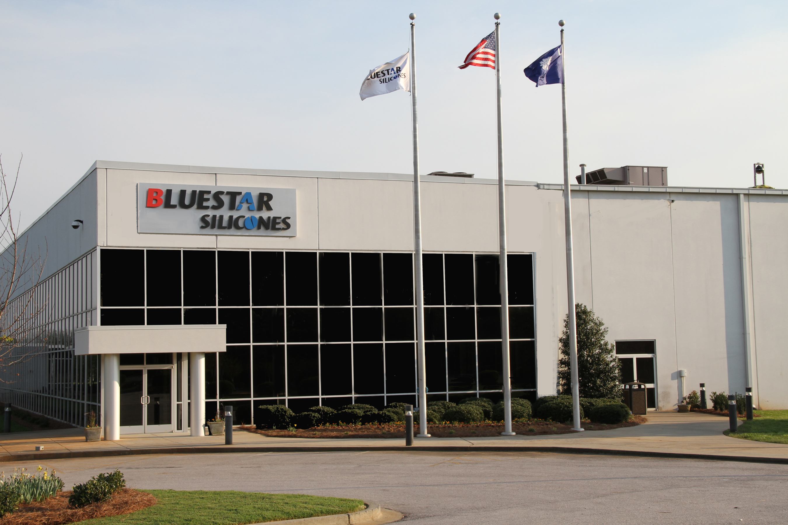 Bluestar Silicones, a global integrated silicones supplier, has achieved certification under the Responsible Care(R) Management System (RCMS) at its U.S. manufacturing facility located in York, S.C. The company produces an extensive range of silicone technologies in York including LSR, HCR, RTV, UV/EB and Thermal Cure Release Coatings, Gels, Emulsions, Functionalized Fluids and Resins and Greases and Compounds, in support of diverse specialty markets including paper release, textile coatings, healthcare, moldmaking, automotive, aerospace, and personal care. (PRNewsFoto/Bluestar Silicones)