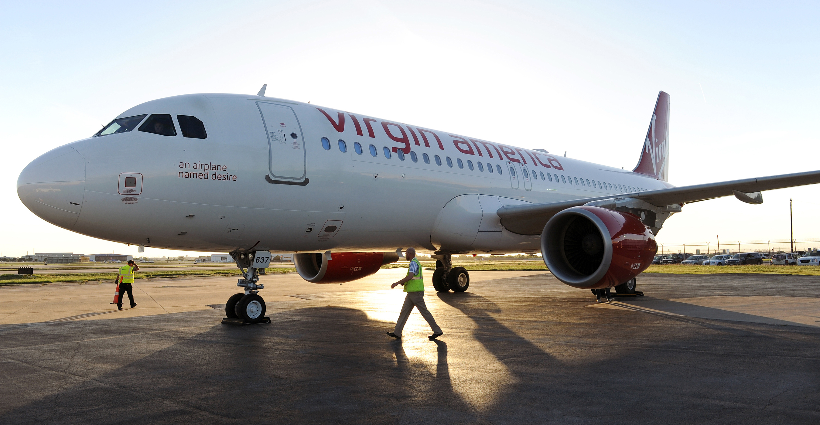 VIRGIN AMERICA LANDS LOVE: AIRLINE BRINGS NEW BUSINESS-FRIENDLY FLIGHTS TO DALLAS' LOVE FIELD (PRNewsFoto/Virgin America)