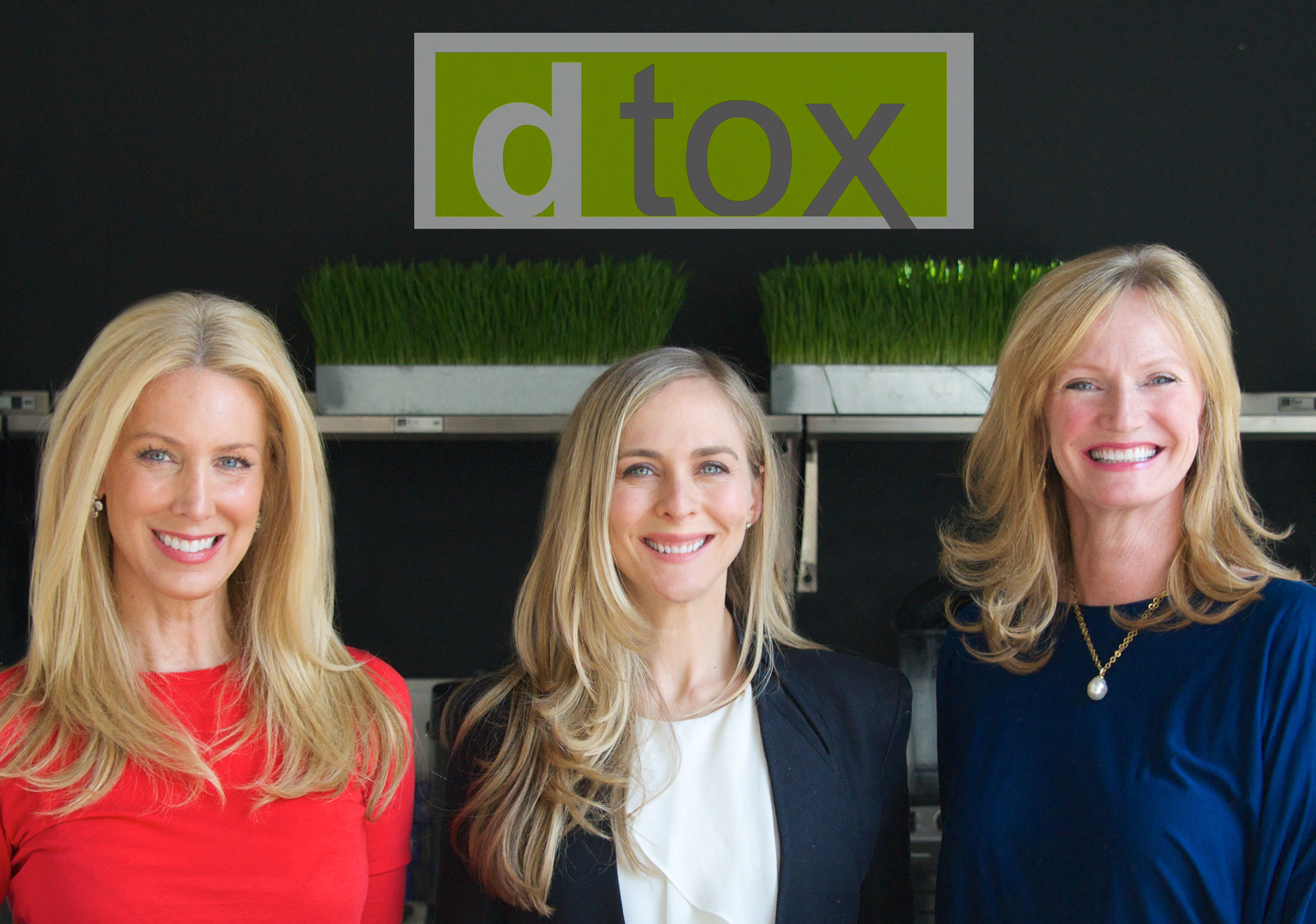 Dtox Juice Partners (l-r) Karen Spencer Welanetz, Shannon Sliger, and Jenny Forst (PRNewsFoto/Dtox Juice)