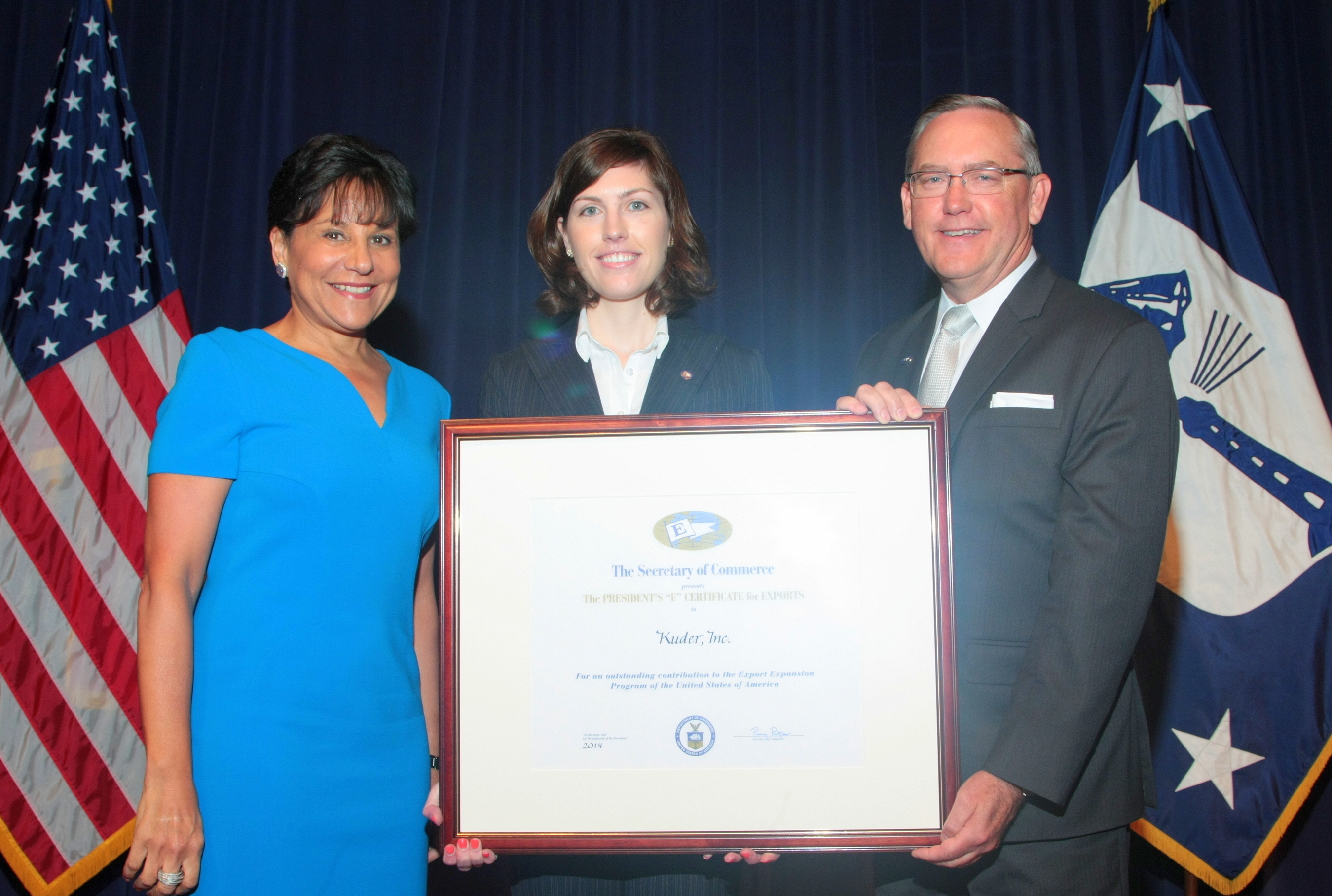 Pictured (left to right): U.S. Secretary of Commerce Penny Pritzker; Kuder Chief Strategy Officer Erin Milroy; and Kuder President and Founder Phil Harrington (PRNewsFoto/Kuder, Inc.)