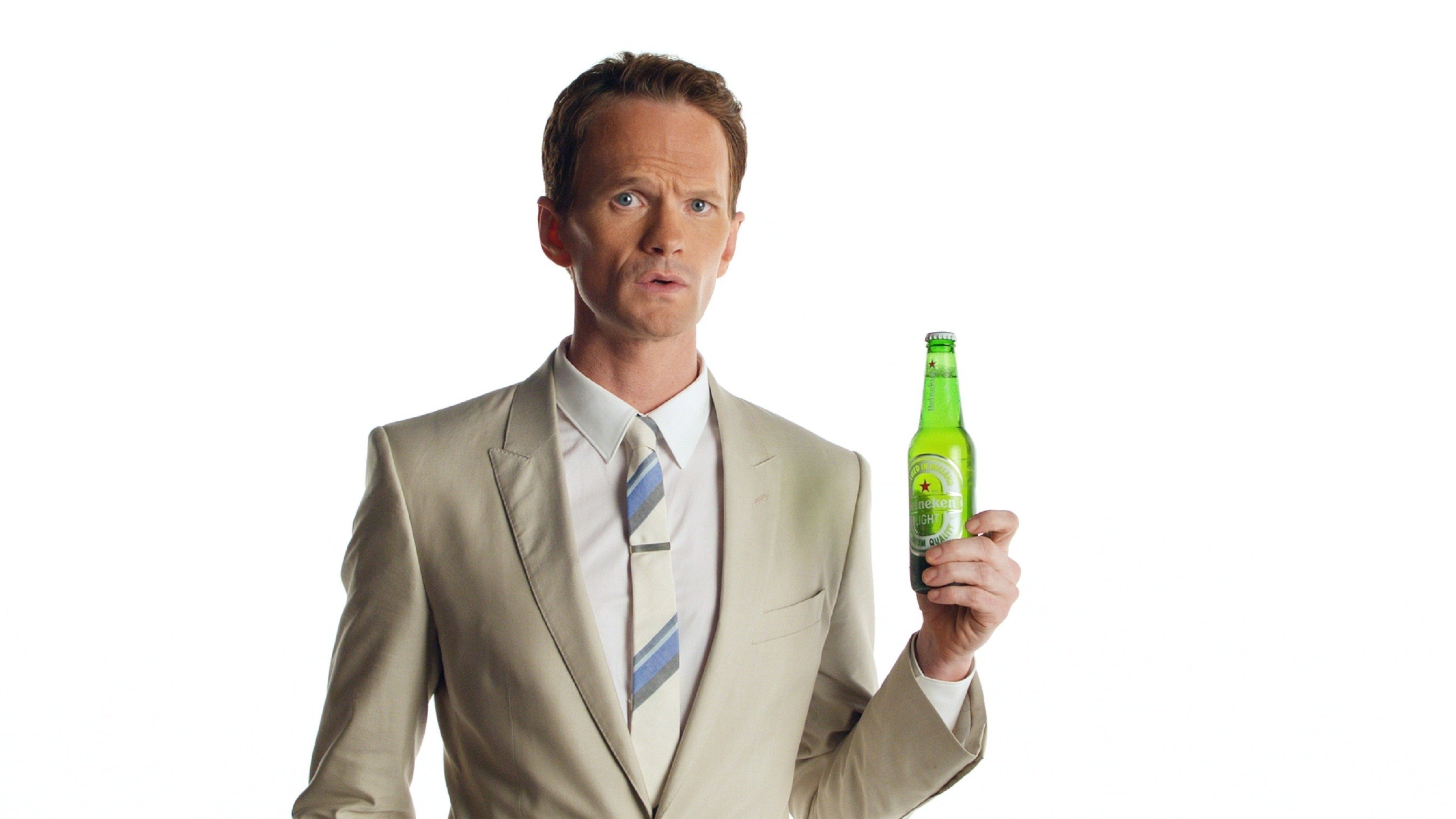Neil Patrick Harris stars in Heineken Light's new "Best Tasting Light" campaign. (PRNewsFoto/Heineken USA)