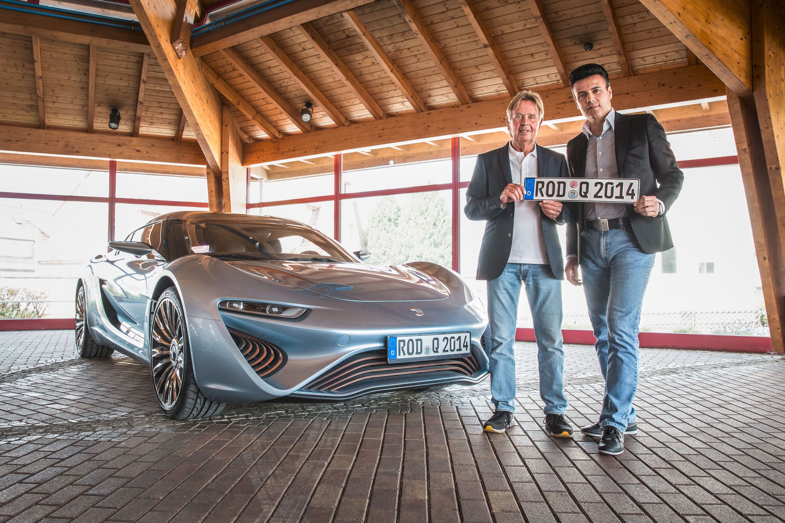 The QUANT e-Sportlimousine with nanoFLOWCELLÂ® drivetrain concept has been officially approved by TÃœV SÃ¼d in Munich for use on public roads in Germany and Europe after in-depth inspection. Nunzio La Vecchia, chief technical officer at nanoFLOWCELL AG, and Prof. Jens-Peter Ellermann, chairman of the board of directors at nanoFLOWCELL AG, were handed the official registration plate with number ROD-Q-2014. (PRNewsFoto/nanoFLOWCELL AG)