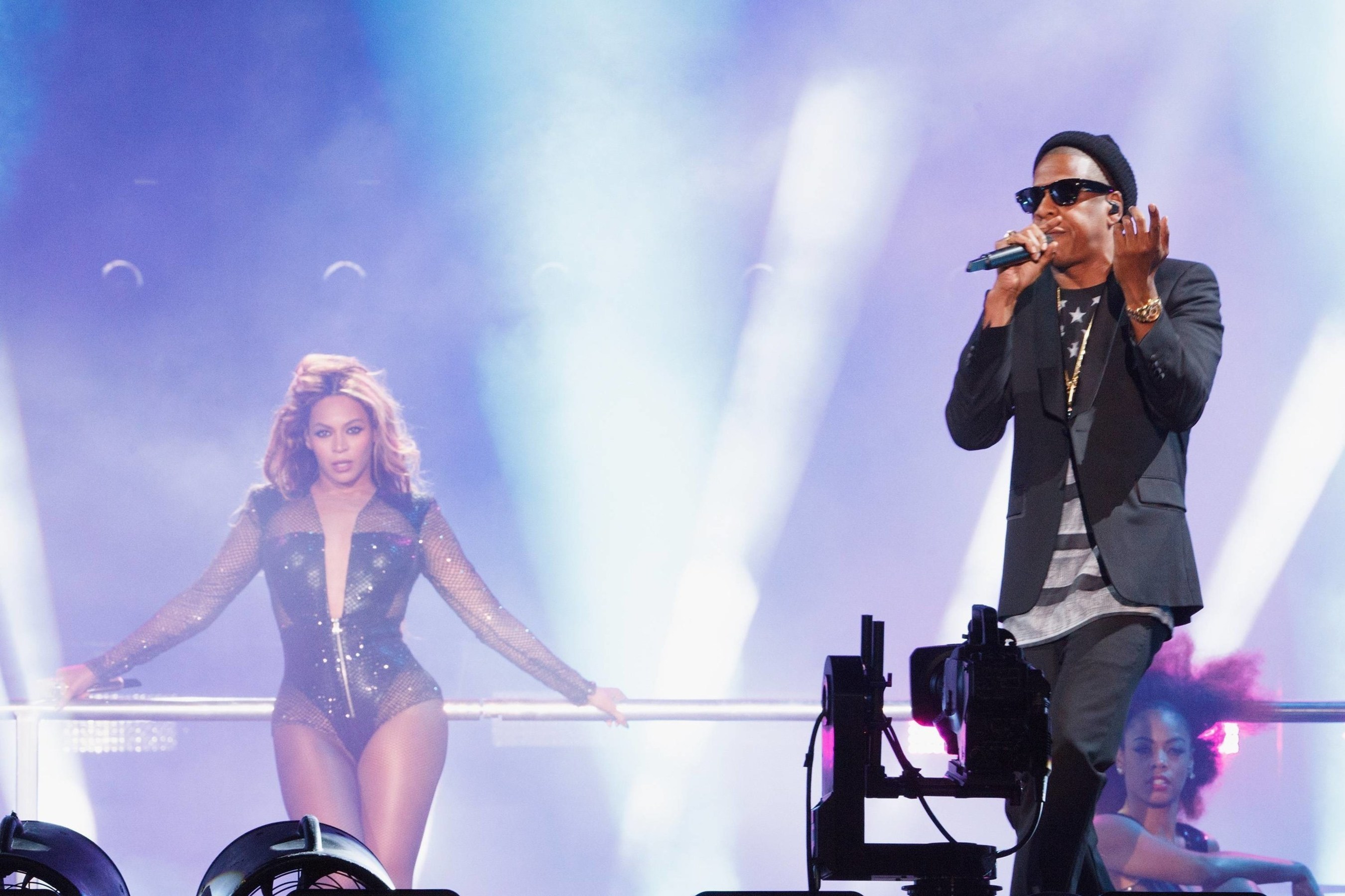 BEYONCE & JAY Z "ON THE RUN TOUR" EXCLUSIVELY IN PARIS FOR TWO FINAL SHOWS. (PRNewsFoto/Live Nation Entertainment)