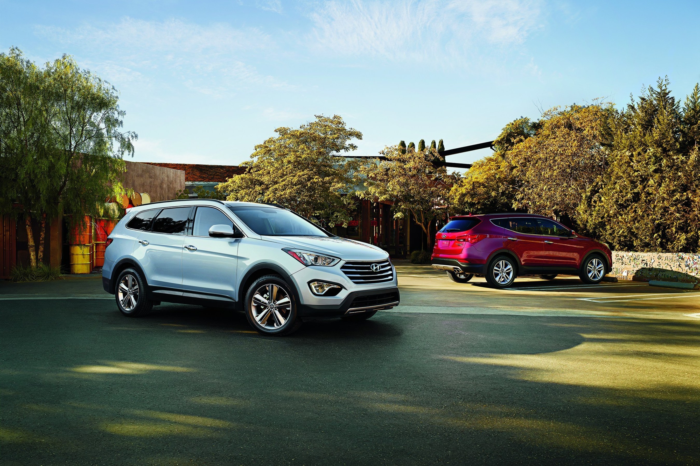 2015 HYUNDAI SANTA FE LINEUP OFFERS NEW STANDARD FEATURES, REVISED STEERING AND SUSPENSION TUNING