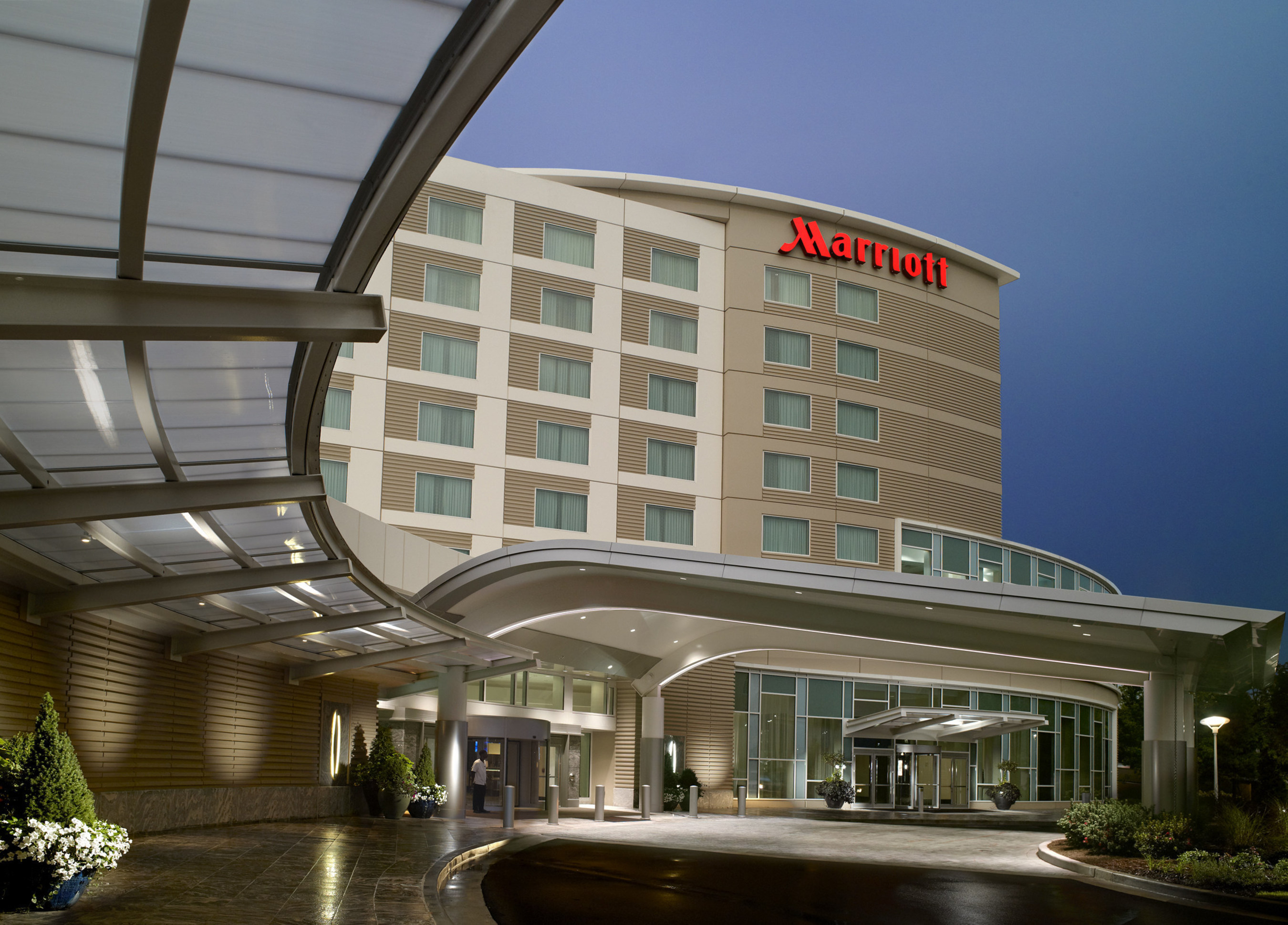Atlanta Airport Marriott Gateway Offers Top Notch Service From Landing To Takeoff
