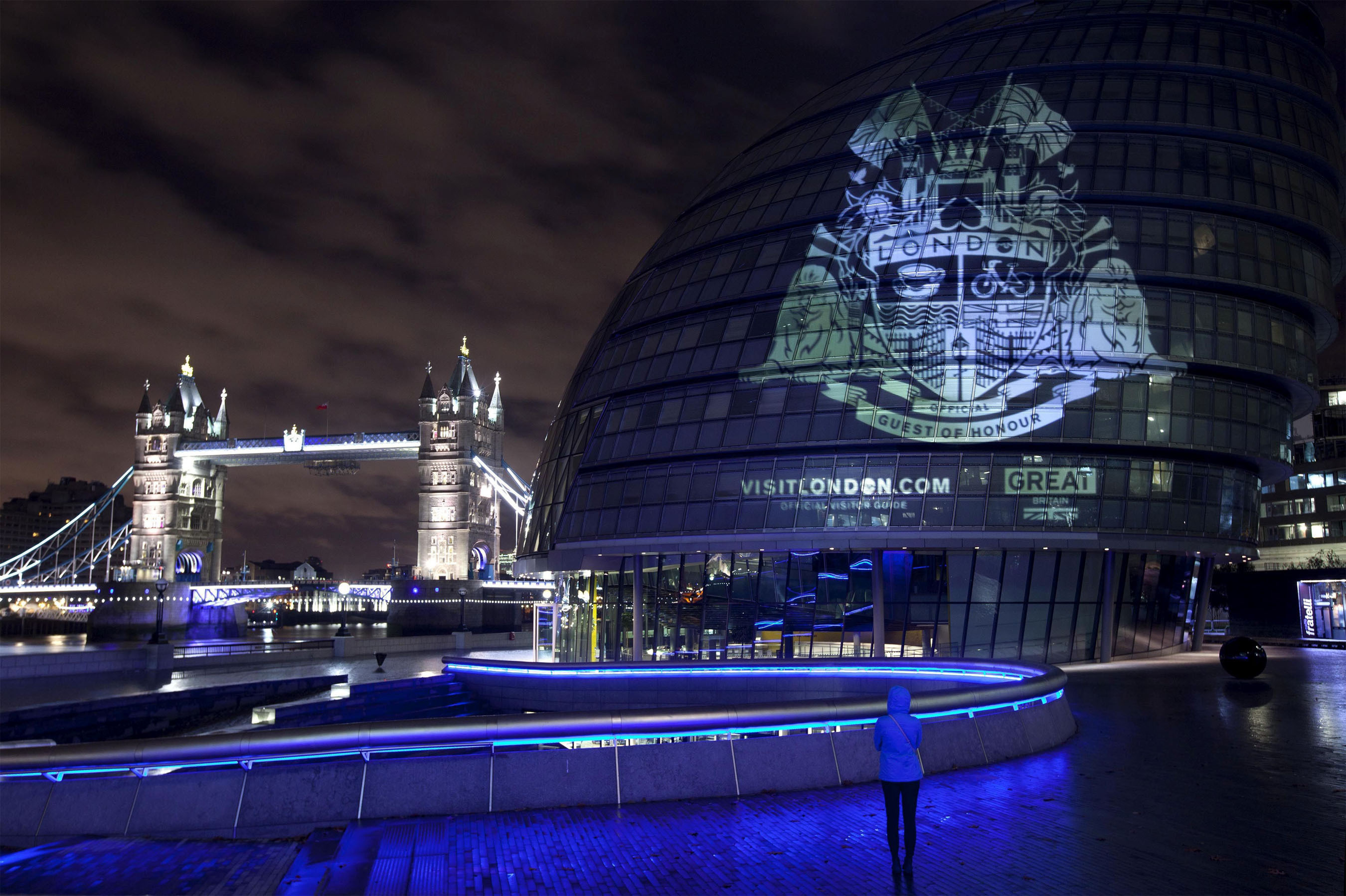 A crest was projected onto City Hall in central London today, Wednesday 12 November 2014, to mark the launch of visitlondon.com's new international search to find London's Official Guest of Honour. The winning guest will be invited to London in February 2015 and will have the unique honour of opening Tower Bridge, seeing a West End musical with Jessie J and visiting the Science Museum with renowned physicist Professor Stephen Hawking as well as many other experiences. Credit: David Parry/PAWire. (PRNewsFoto/www.visitlondon.com) (PRNewsFoto/WWW_VISITLONDON_COM)