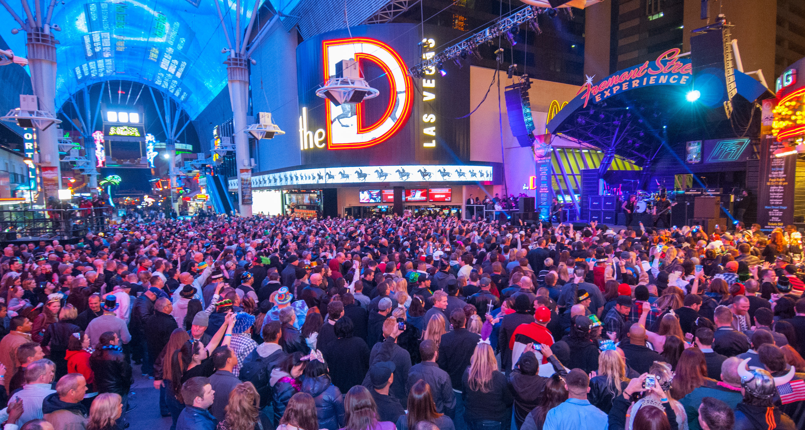 Thousands gather at one of Fremont Street Experience's Concerts