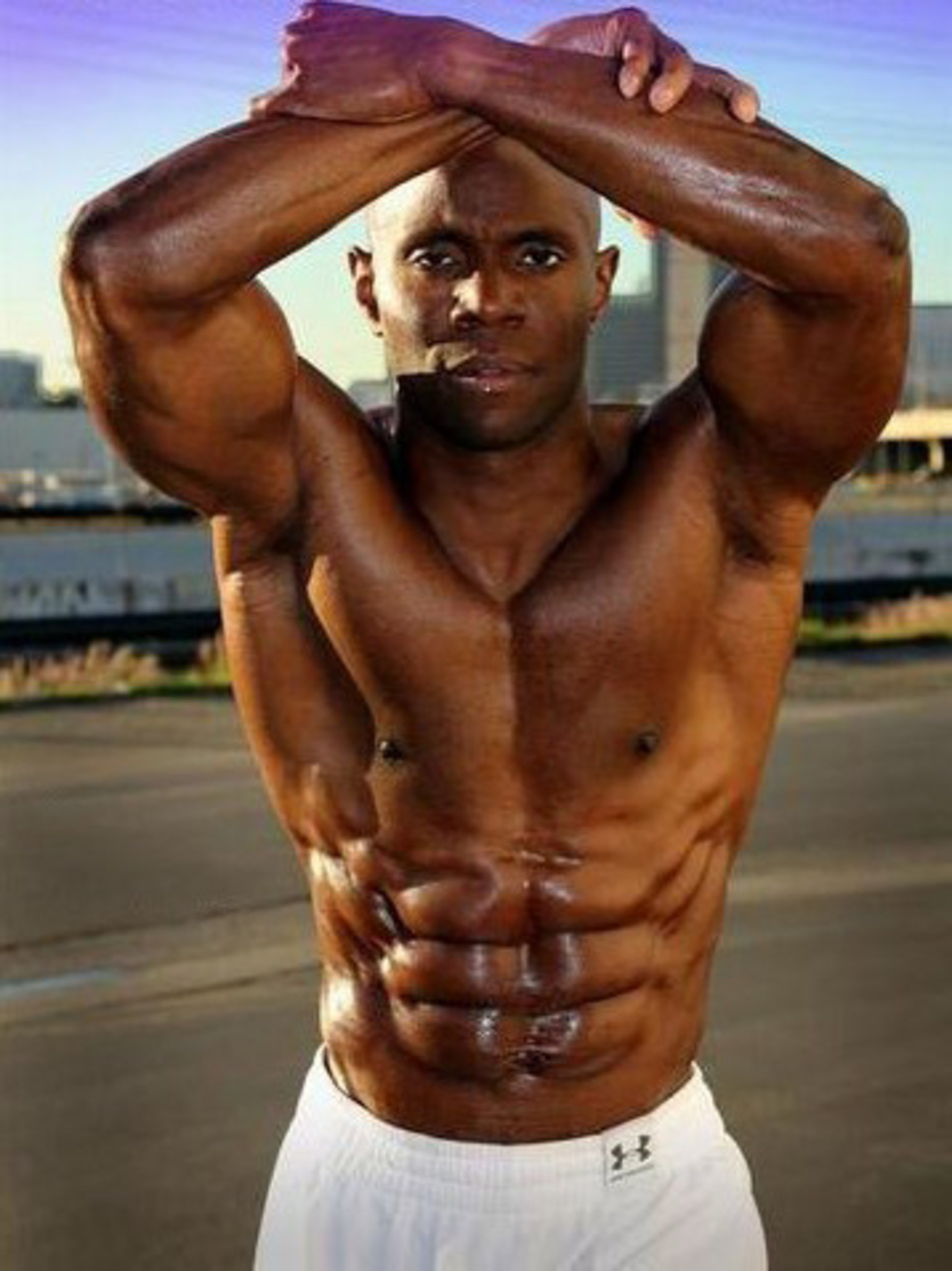 Over the past 6 years, OWNZONES spokesperson, Obi Obadike has established himself as one of the top fitness experts/fitness personalities in the world and has been featured on more than 50 fitness and health magazines covers.