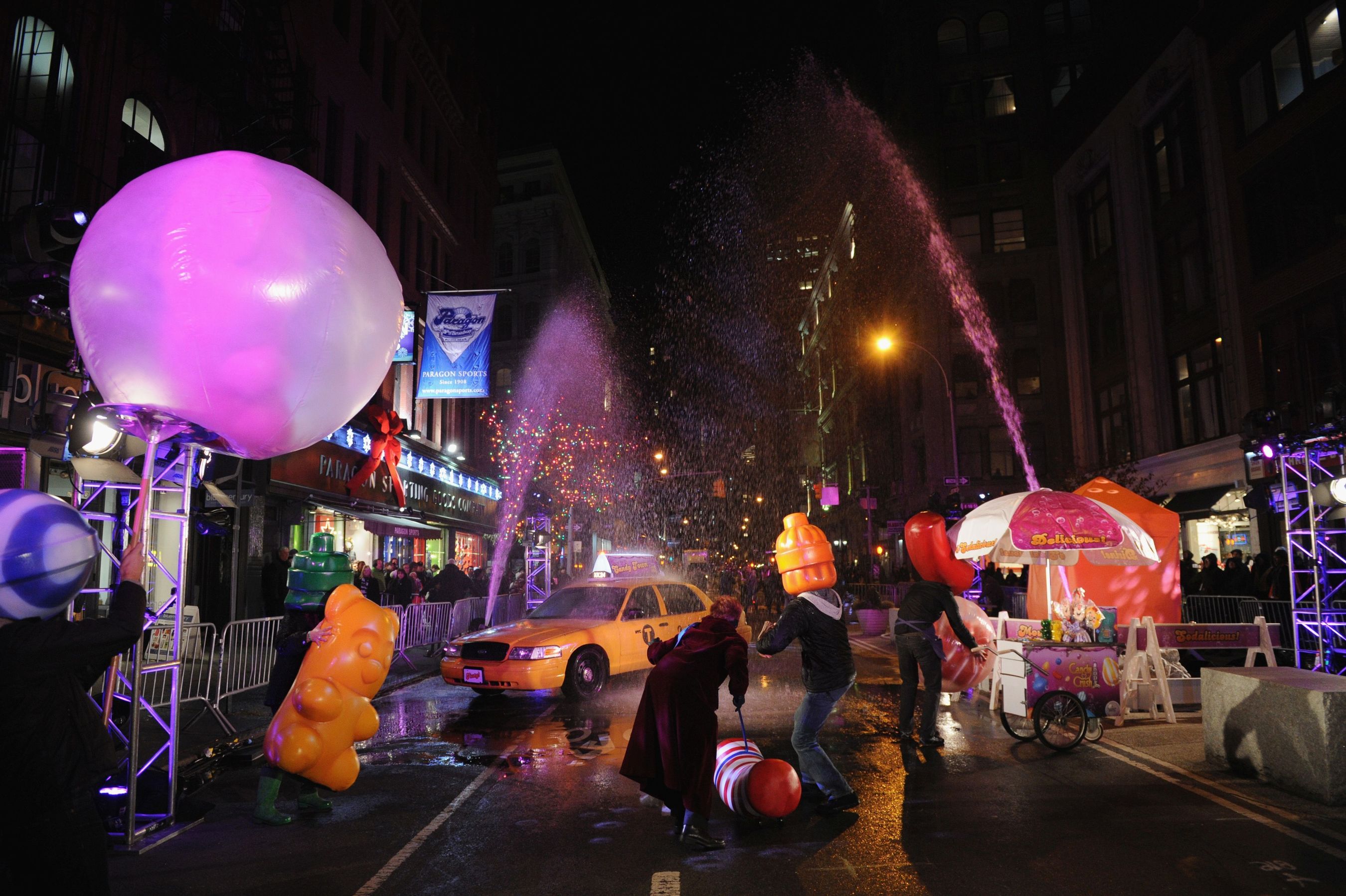 King celebrates the launch of Candy Crush Soda Saga on Broadway in New York City (PRNewsFoto/King Digital)
