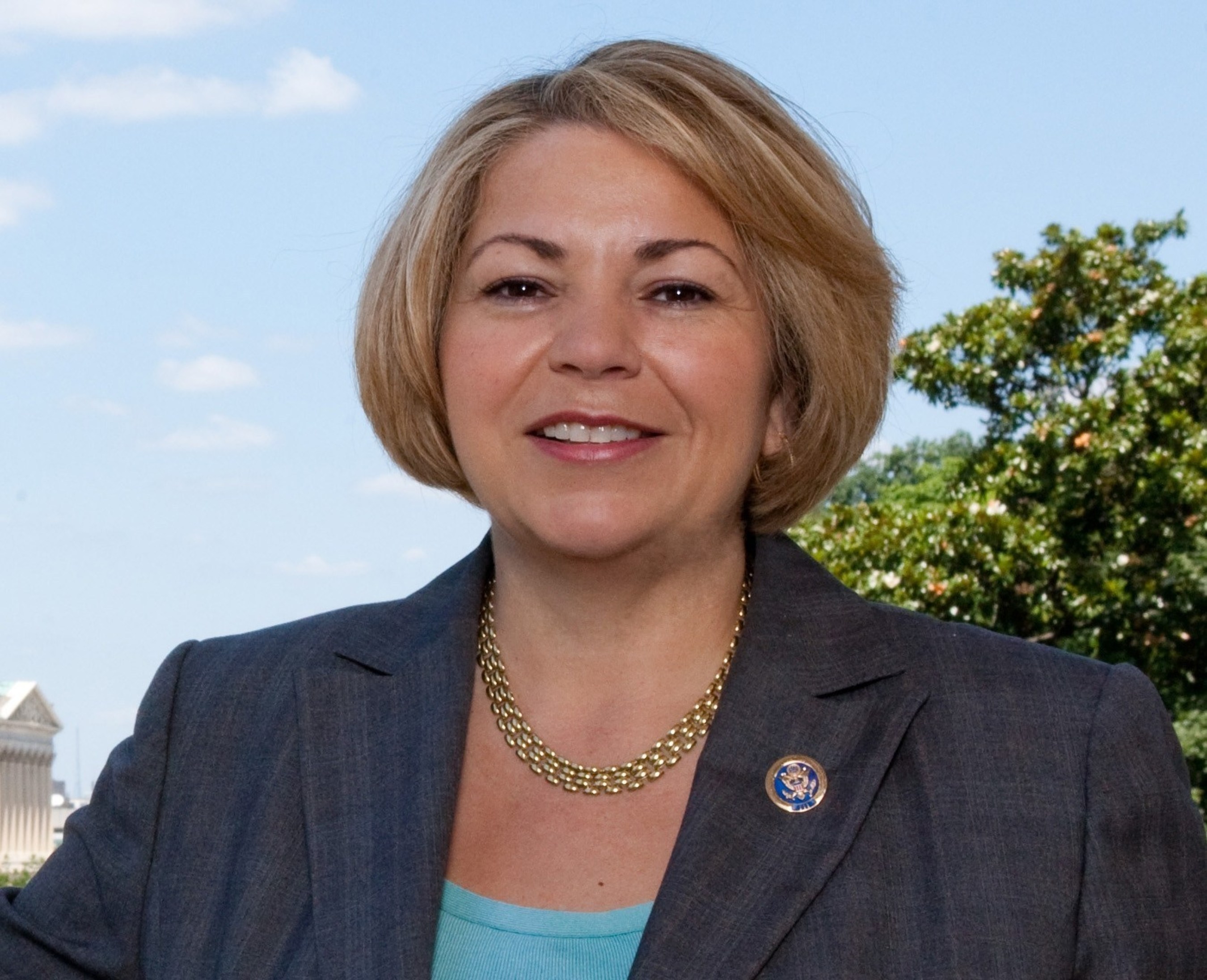 Rep. Linda Sanchez elected as new Chair of the Congressional Hispanic Caucus Institute (CHCI)