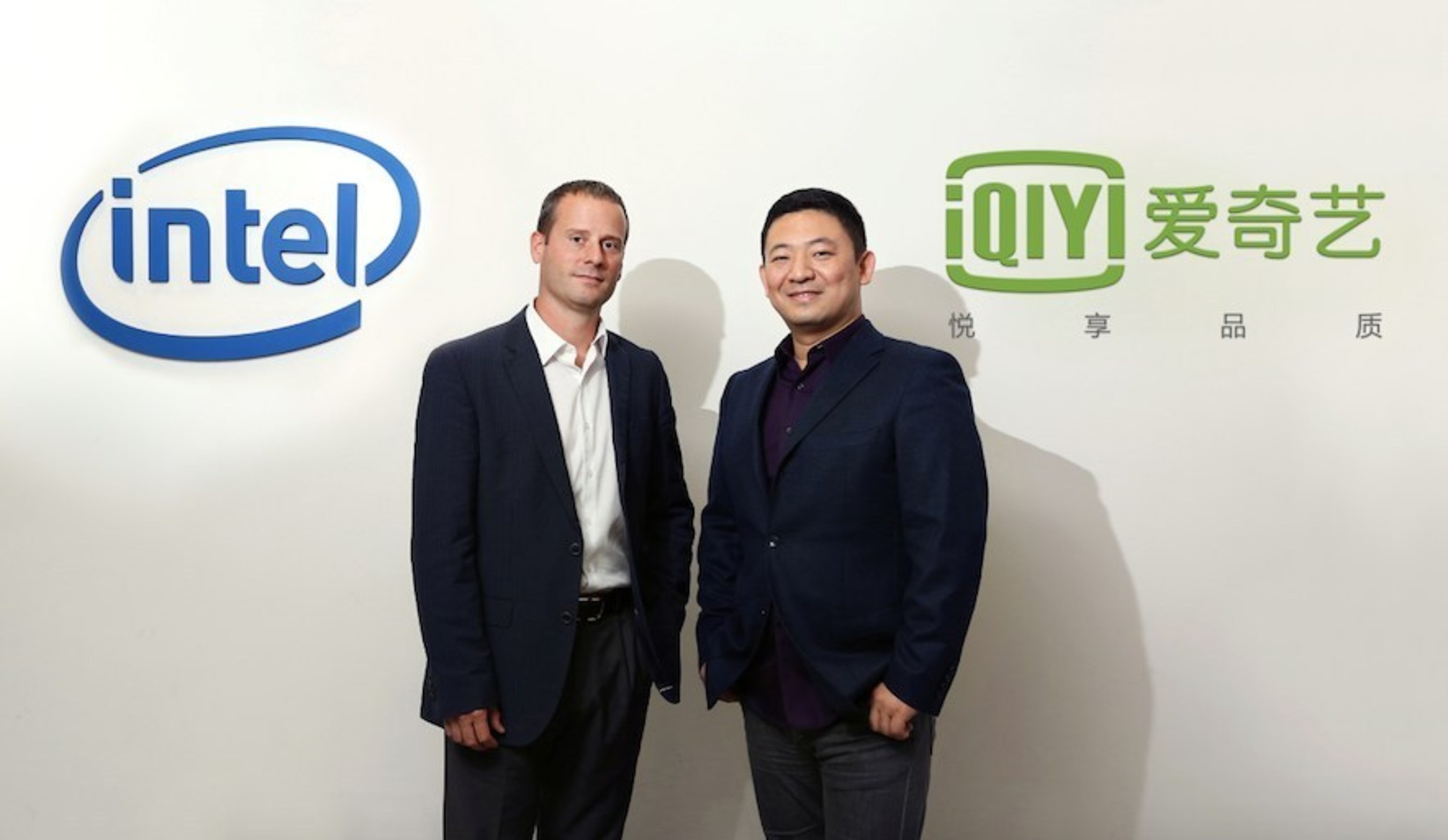 iQIYI’s Chief Technology Officer Mr. Xing Tang and Intel’s General Manager of Consumption Sales Mr. Douglas Cougle