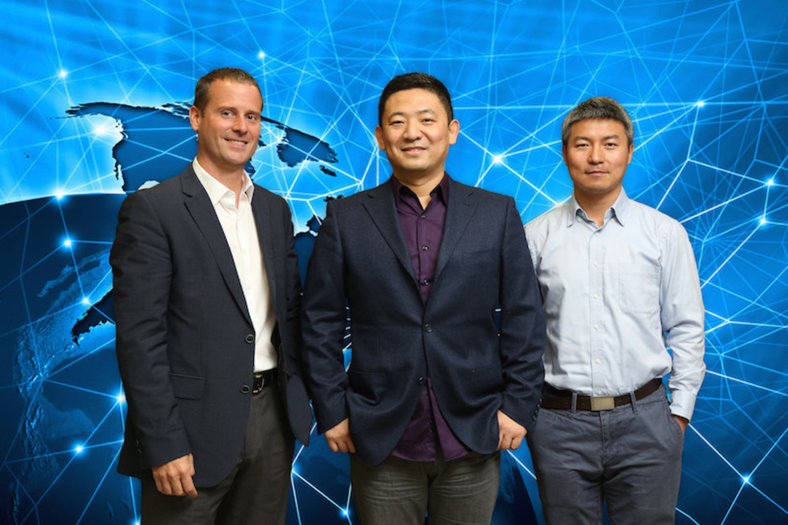 Intel’s General Manager of Consumption Sales Mr. Douglas Cougle, iQIYI’s Chief Technology Officer Mr. Xing Tang, and Director of Intel Labs China Mr. Gansha Wu