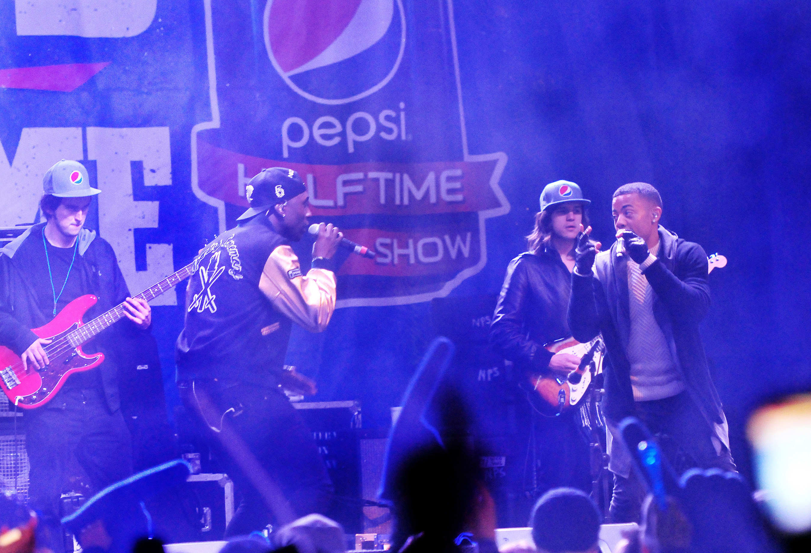 Nico & Vinz brought the magic of a Pepsi Super Bowl Halftime Show to Rochester, New York, the most hyped hometown in America, as part of Pepsi's "Hyped for Halftime" campaign.