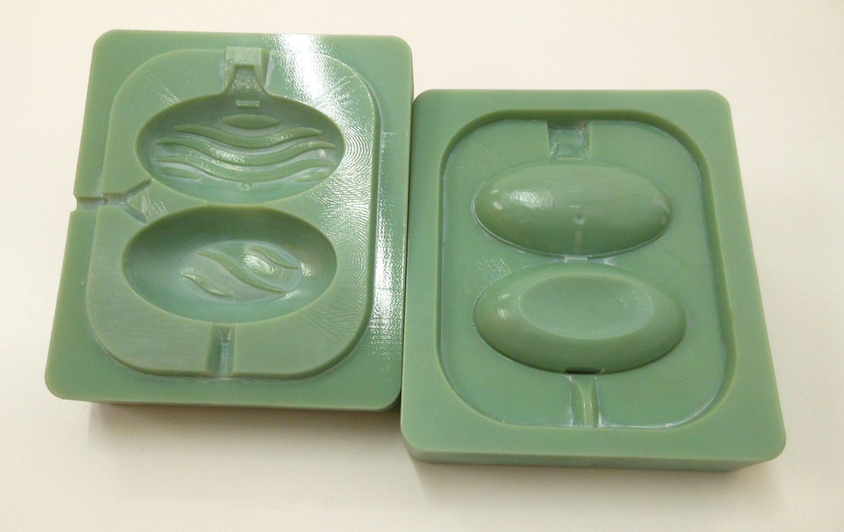 Stratasys 3D Printed injection mold for Domestos rim block (PRNewsFoto/Stratasys Ltd_)
