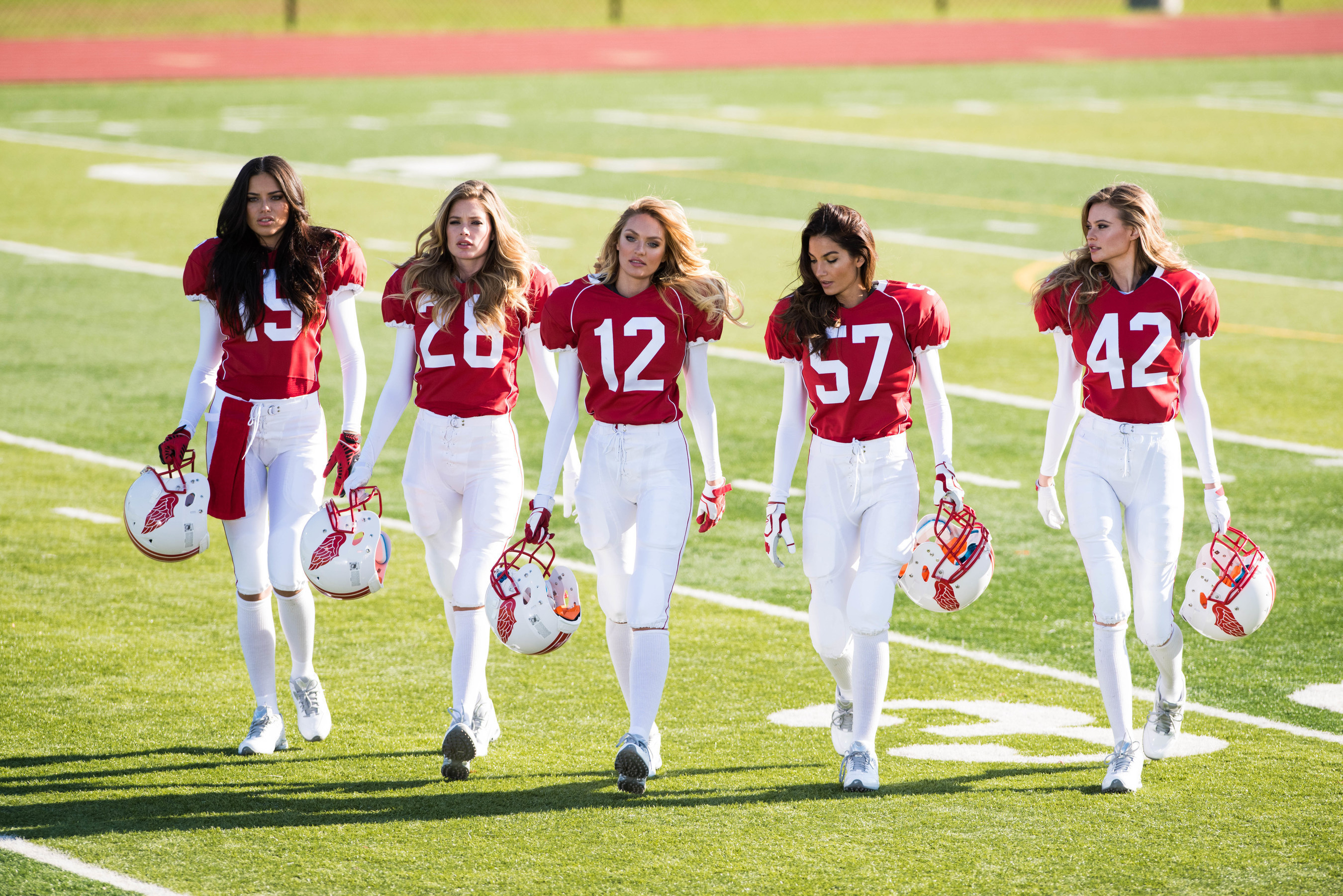 Victoria's Secret To Advertise In Super Bowl XLIX