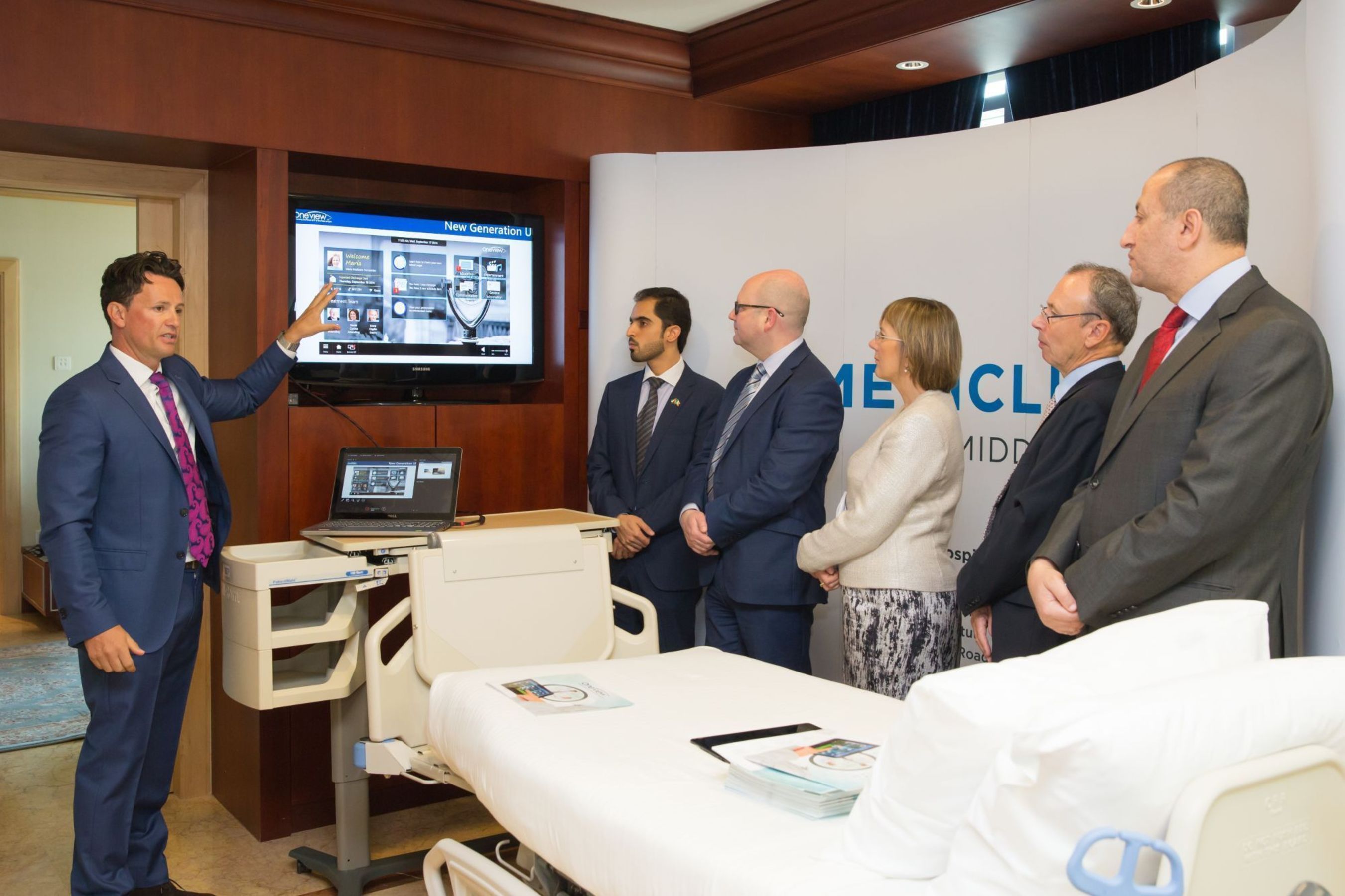 Oneviewâeuro(TM)s Patient Engagement and Clinical Workflow Solution is being deployed at Mediclinic City Hospital and Mediclinic Welcare Hospital (PRNewsFoto/Oneview Healthcare)