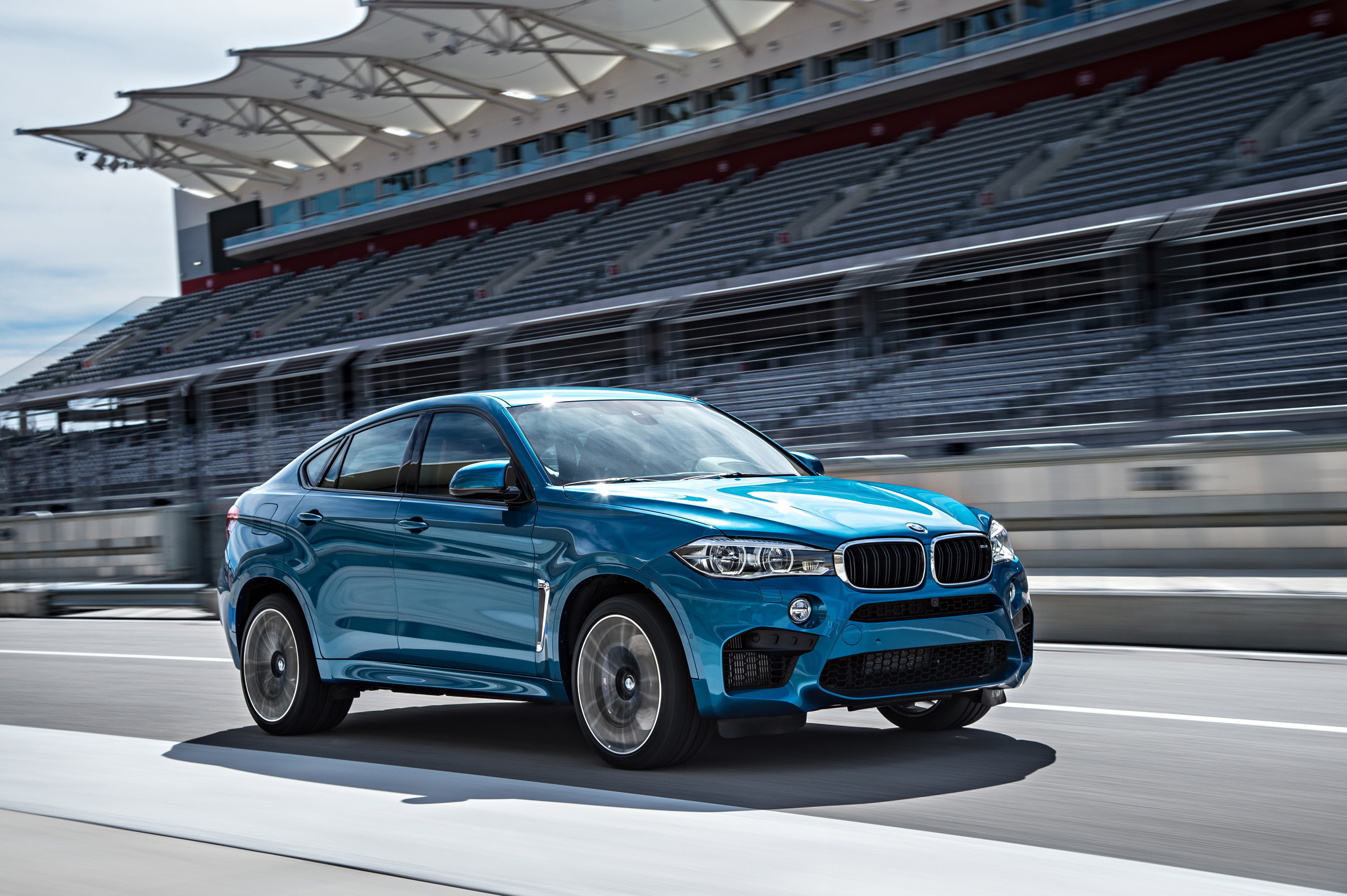 In July 3,648 customers took delivery of a BMW X6, up 71.5% on the same month last year (PRNewsFoto/BMW Group) (PRNewsFoto/BMW Group)