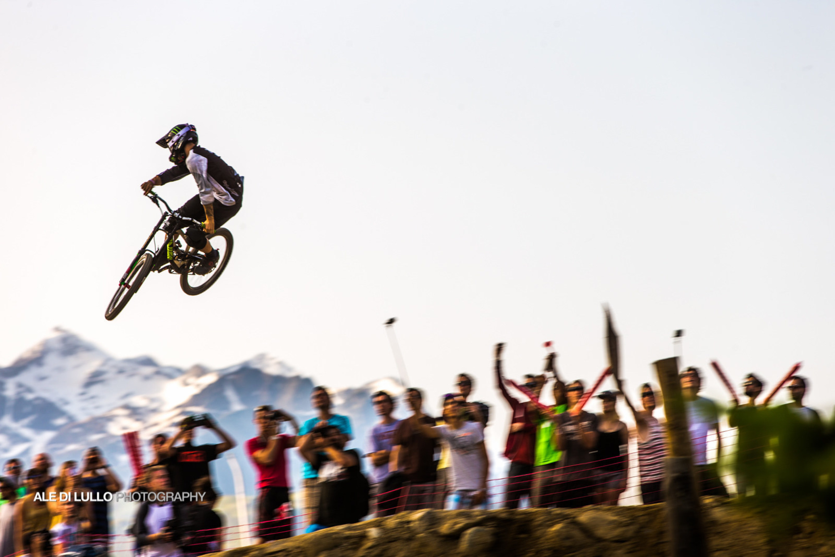 LifeProof welcomes Cam Zink as it's newest member to the LifeProof athlete team.