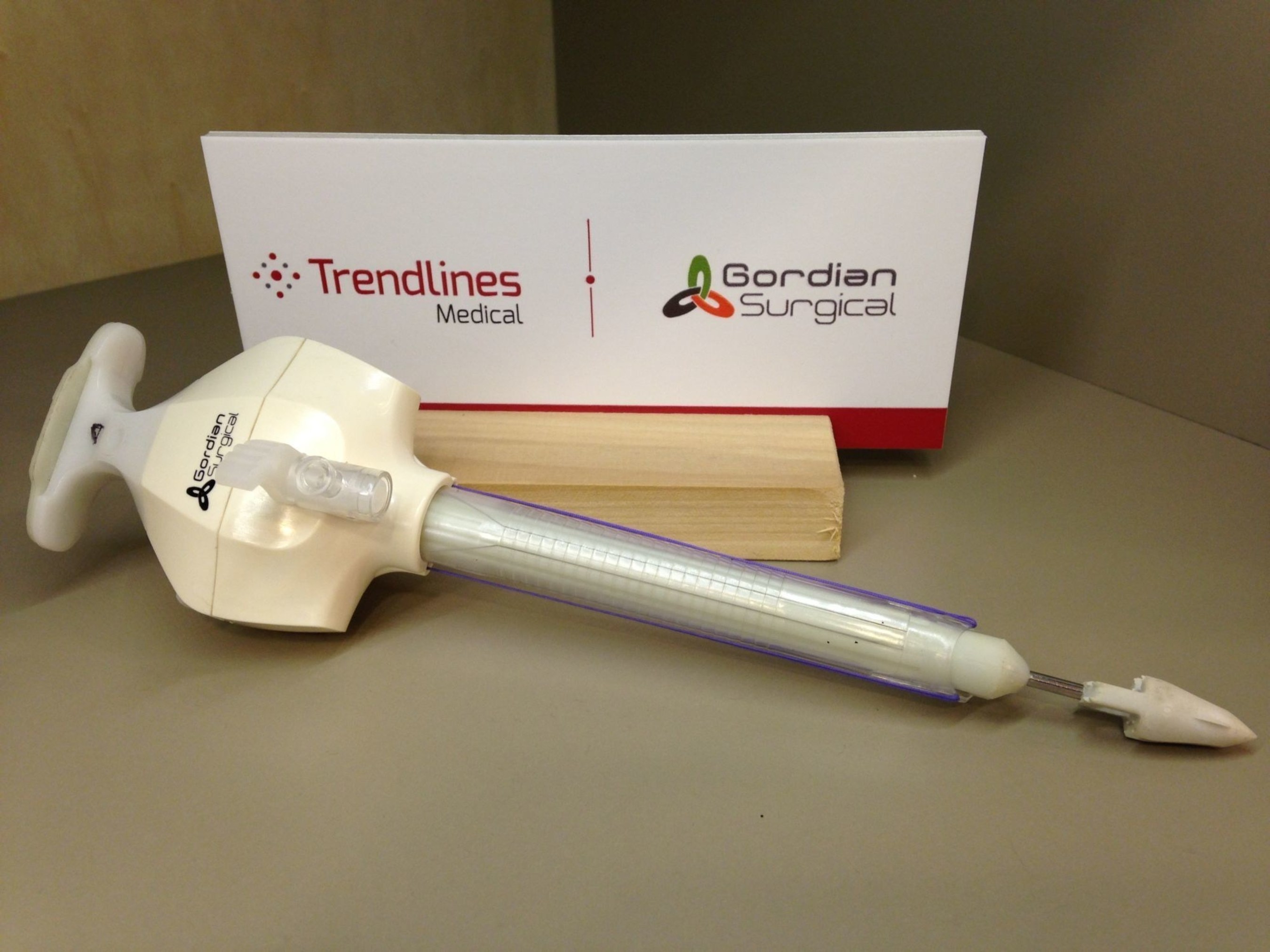 The Gordian Surgical two-in-one trocar and closure device - TroClose1200(TM).  Photo courtesy of The Trendlines Group