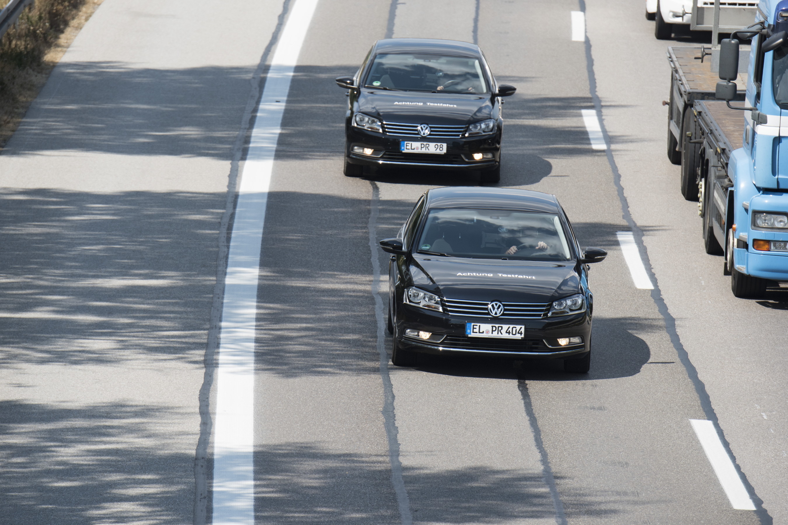 Continental, Deutsche Telekom, Fraunhofer ESK, and Nokia Networks Show First Safety Applications at "digital A9 motorway test bed." Editorial use only in direct correlation with Deutsche Telekom AG. (PRNewsFoto/Nokia Networks) (PRNewsFoto/Nokia Networks)
