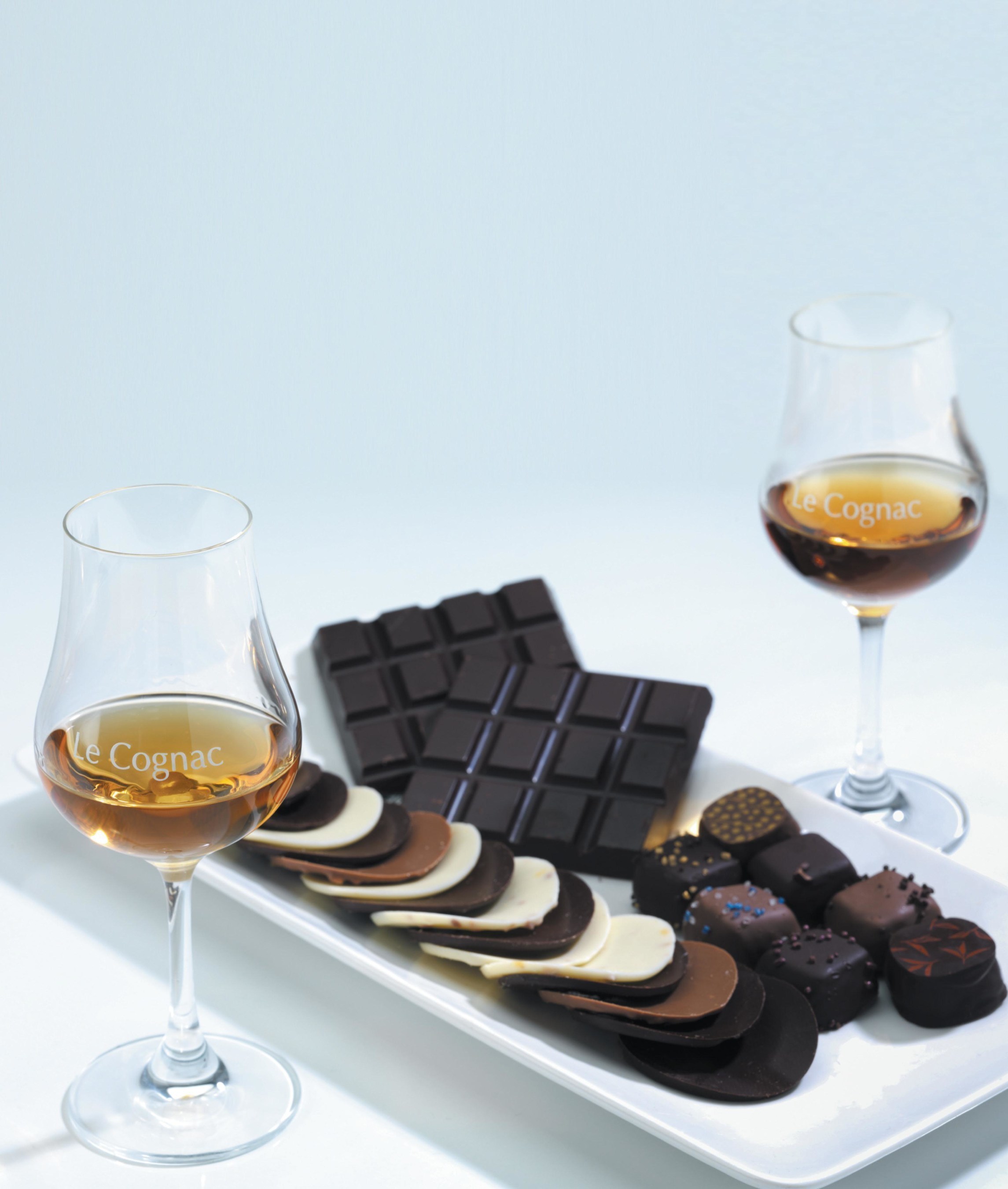 Chocolate-Cognac pairing, a happy union of textures and aromas for Valentine's Day (PRNewsFoto/The Cognac Board (BNIC))