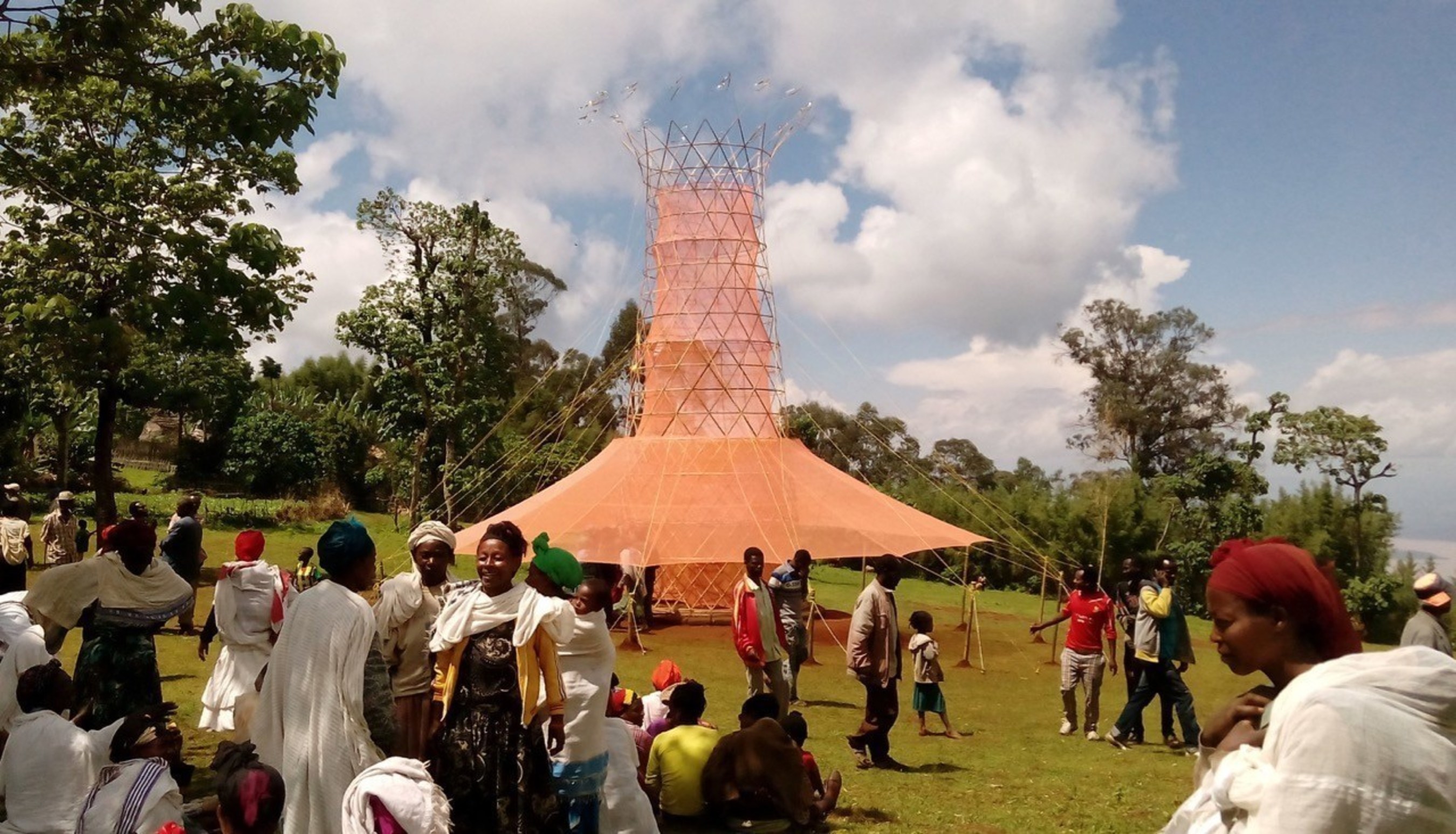 On­site view of Warka Water (Ethiopia). Warka Water took home the WDIP 2015­2016 trophy at the WDC Taipei 2016 International Design Gala. Image courtesy WDC Taipei 2016.