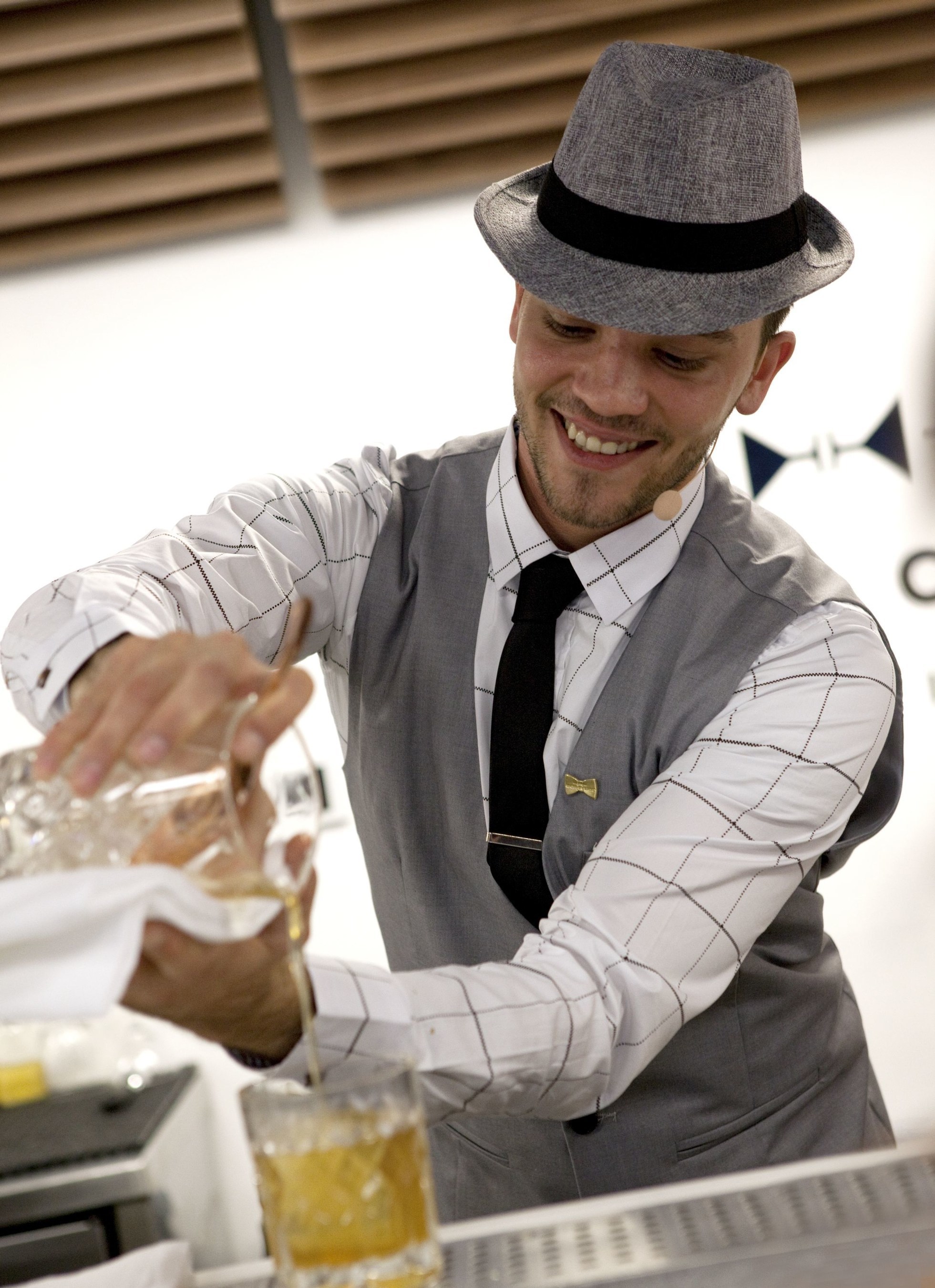 Andrej Malic, 27 of Celebrity Cruises creating the Old Timer cocktail featuring Bulleit Bourbon during the Diageo Global Travel World Class Final (PRNewsFoto/Diageo Global Travel)