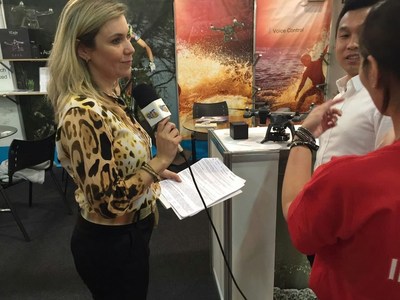 Journalist from Rit TV interviews FLYPRO