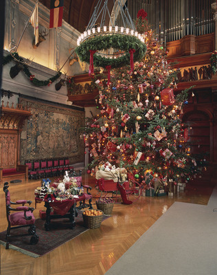 Immerse Yourself in Christmas Tradition at Biltmore