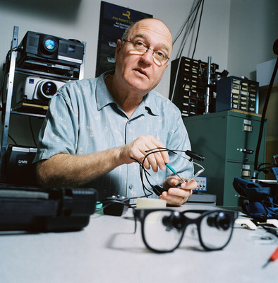 Dr. Eli Peli of Schepens Eye Research Institute Wins 2010 Edwin H. Land Medal
