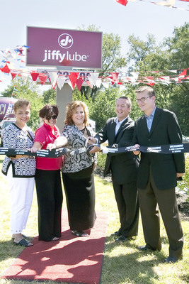 Columbus Jiffy Lube Stores 'Calling All Cars' to Help Raise $10,000 for Humane Society, Celebrate Grand Re-Openings