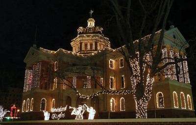 Holiday Lights: Stars Shine on Wonderland of Lights in Marshall, Texas