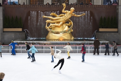 The Ice Rink at Rockefeller Center to Open Columbus Day Weekend