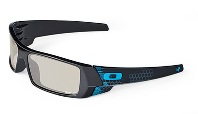 Oakley to Debut 3D Eyewear With Special TRON: Legacy Film Edition