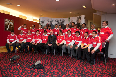 Manchester United Extends a Warm Welcome to the Chilean Miners