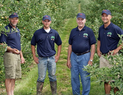 Comparing Apples to Oranges: Snowbirds from Michigan Watch Homegrown Apples Flourish in Florida