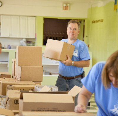 ConAgra Foods Employees Volunteer 3,000 Hours to Help End Child Hunger During Nationwide Day of Service