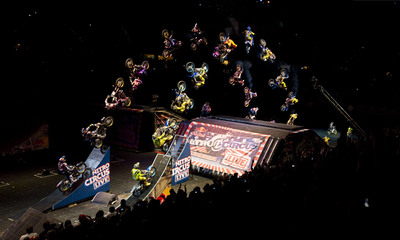The World's First Synchronized FMX Double Back Flip Performed at Nitro Circus Live in Las Vegas
