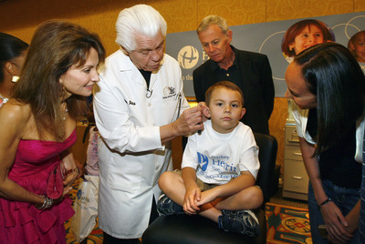 Primetime and Daytime Stars Help Starkey Hearing Foundation Deliver the Gift of Hearing to Las Vegas Children and Adults