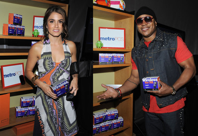 Celebrities Autograph Letters for Military Families With MetroPCS and the USO at Teen Choice 2011