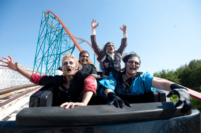 Six Flags Magic Mountain Brings You Thrills by Day, Fright by Night - Biggest Fright Fest Ever!