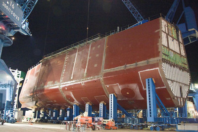 General Dynamics Bath Iron Works Moves 4,000-ton Section of Destroyer "Zumwalt" (DDG 1000)