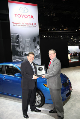 CarMD Presents Toyota With First Annual CarMD® Vehicle Health Index™ Best Manufacturer Award At Los Angeles Auto Show