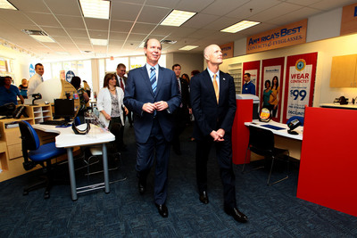 Governor Rick Scott Welcomes America's Best Contacts &amp; Eyeglasses to Florida